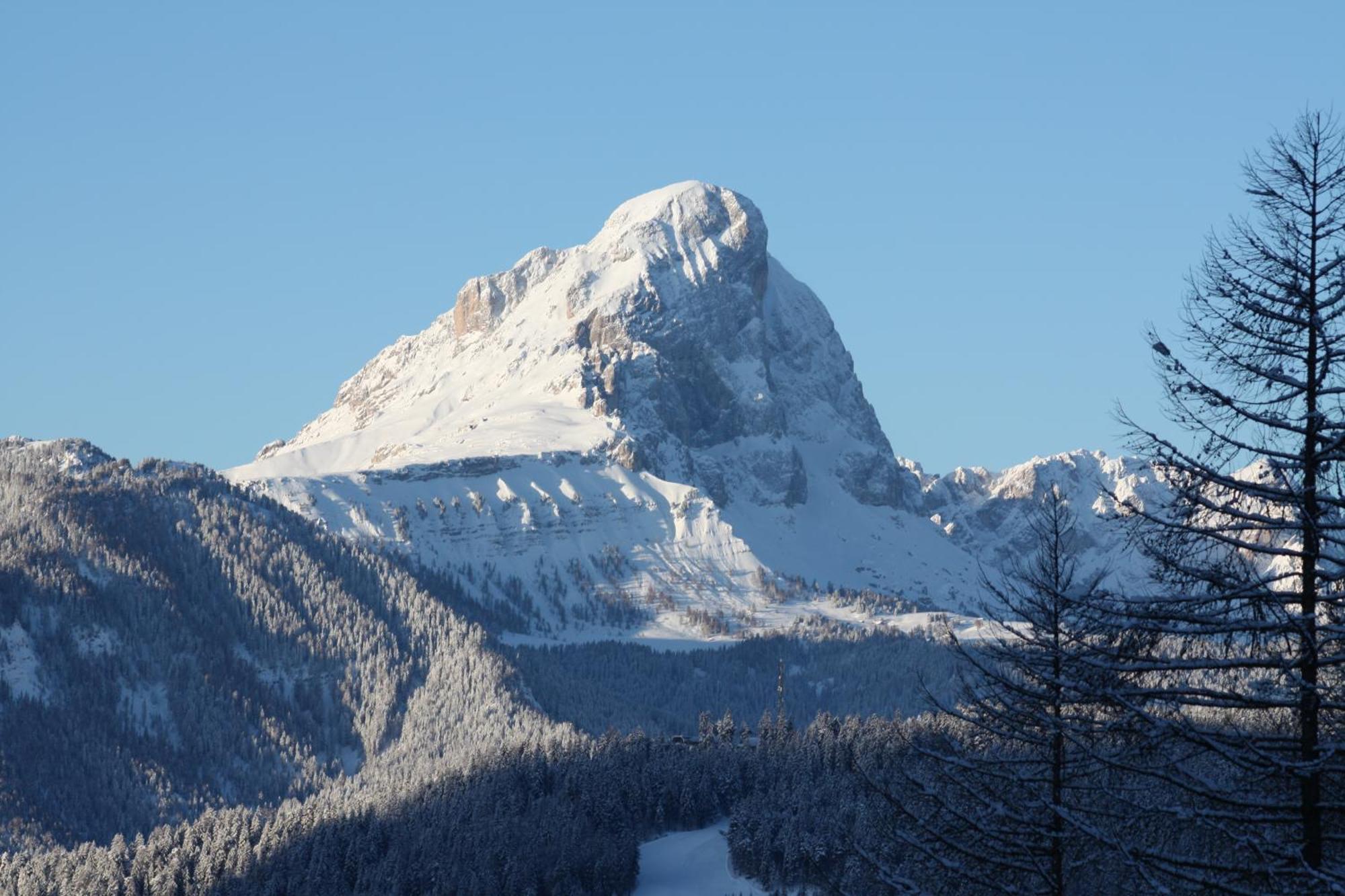 Le Maier Villa San Vigilio Di Marebbe Ruang foto